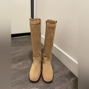 Knee high leather boots in Brown size 6.5